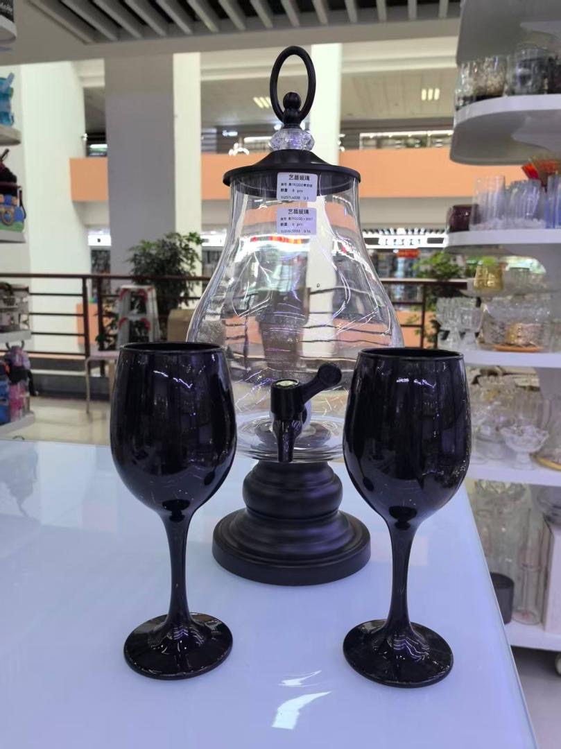 f3b7e4bc-d5b3-42fa-8a5b-c3a9ea2ce5c9